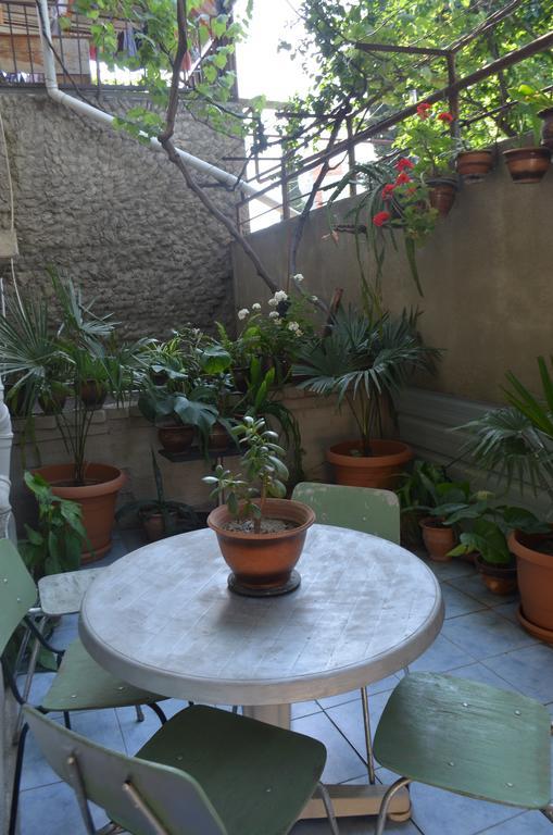 Alex'S Cosy Guesthouse Tbilisi Zimmer foto